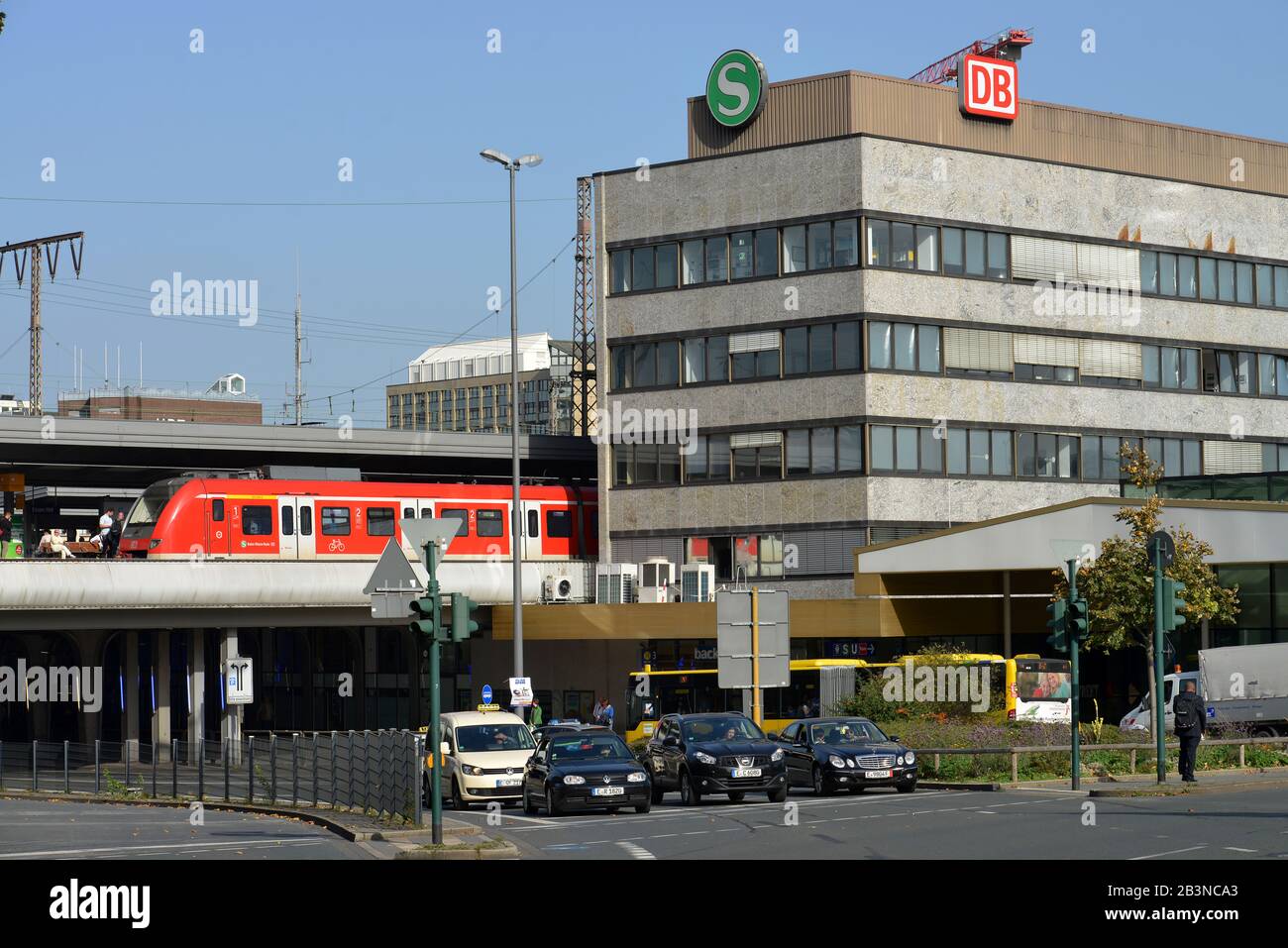 Hauptbahnhof, Essen, NordrheinWestfalen, Deutschland Stock Photo Alamy