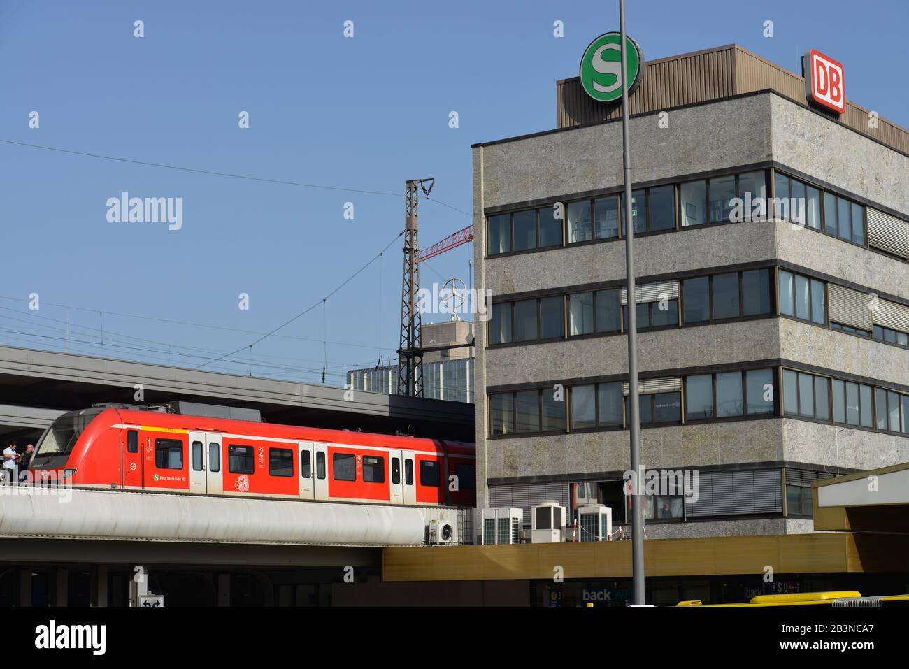 Hauptbahnhof, Essen, Nordrhein-Westfalen, Deutschland Stock Photo - Alamy