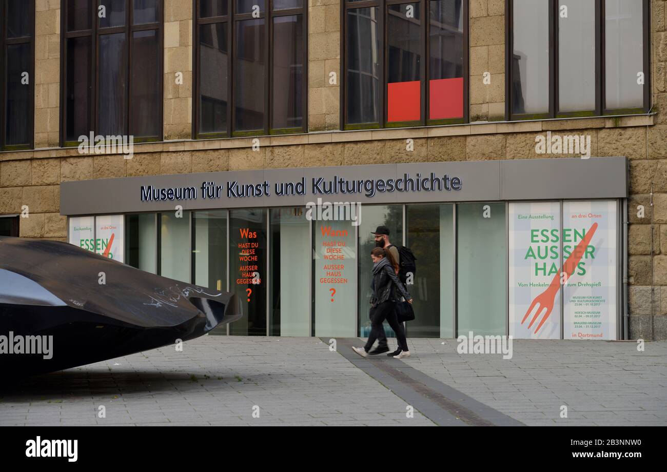 Museum fuer Kunst und Kulturgeschichte, Hansastrasse, Dortmund, Nordrhein-Westfalen, Deutschland Stock Photo