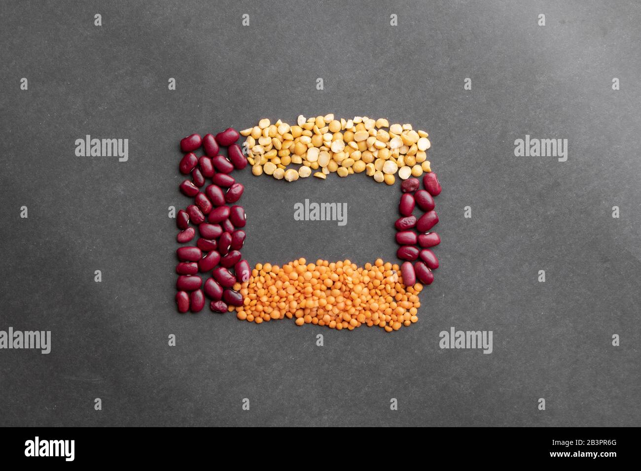 flat lay of Red beans, lentils and pea background, top view and place ...