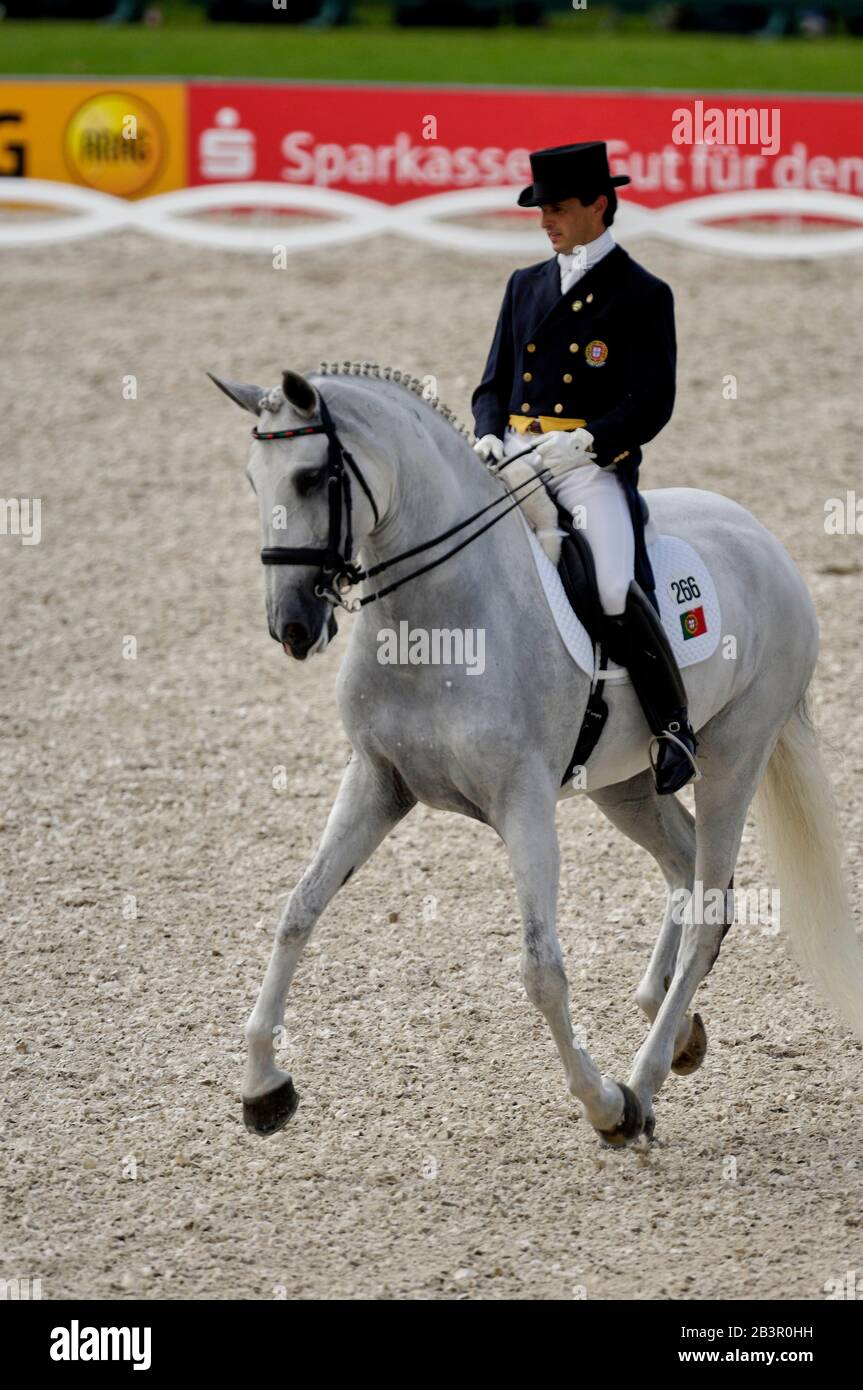 Miguel Duarte (POR) riding Oxalis da Meia Lua - World Equestrian Games,  Aachen, - August 23, 2006, Dressage Grand Prix Stock Photo - Alamy