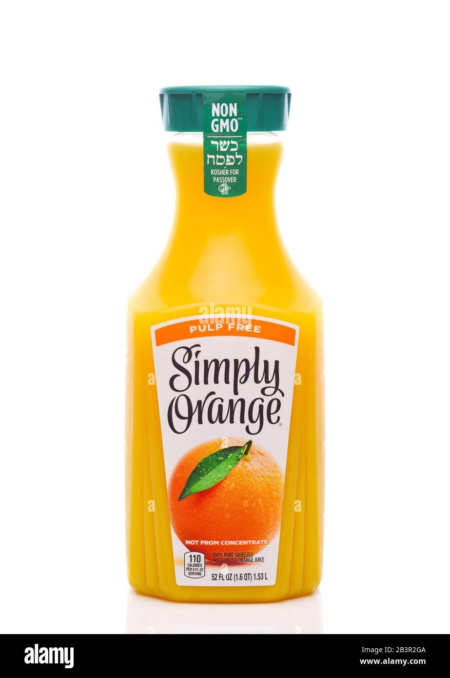 IRVINE, CALIFORNIA - MAY 20, 2019: Simply Orange Pulp Free Orange Juice. The company, based in Florida, is a brand of the Coca-Cola Company. - Image Stock Photo
