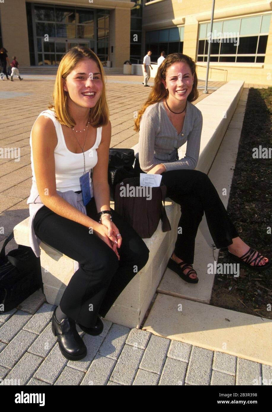 Barbara And Jenna Bush College