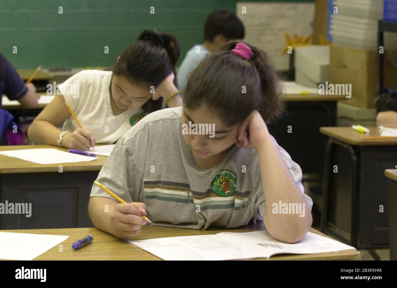 Austin, Texas 11APR00 Sixth grade students at Walnut Creek Elementary