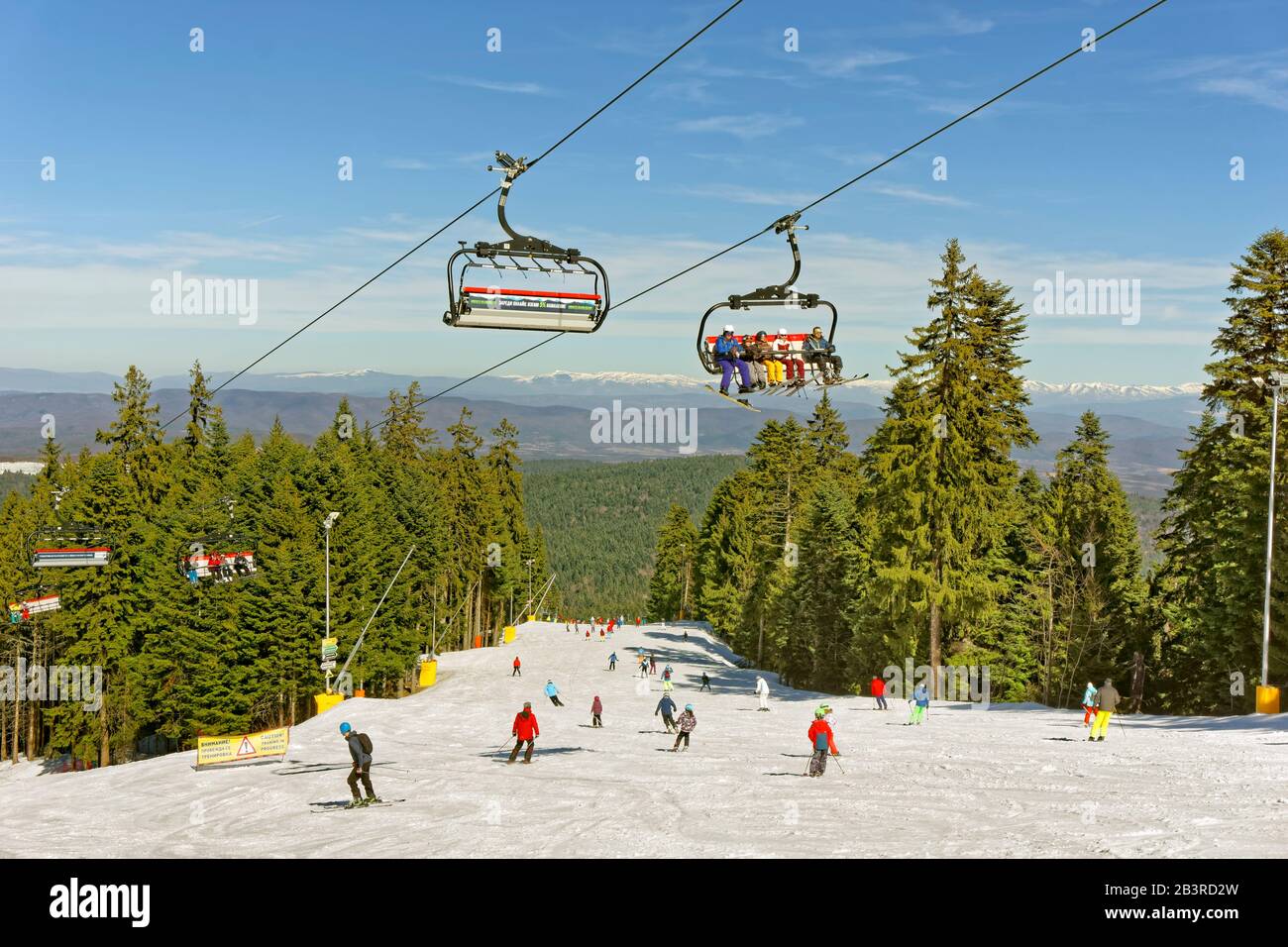 Martinovi Baraki 1 ski slope and new 6 man chairlift at Borovets ...
