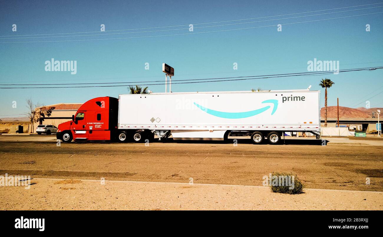 Amazon Prime on semi trailer in California Stock Photo - Alamy