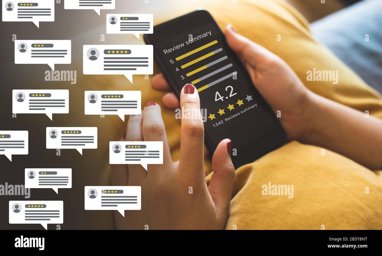 Consumer reviews concepts with bubble people review comments and smartphone. rating or feedback for evaluate.innovation lifestyle Stock Photo