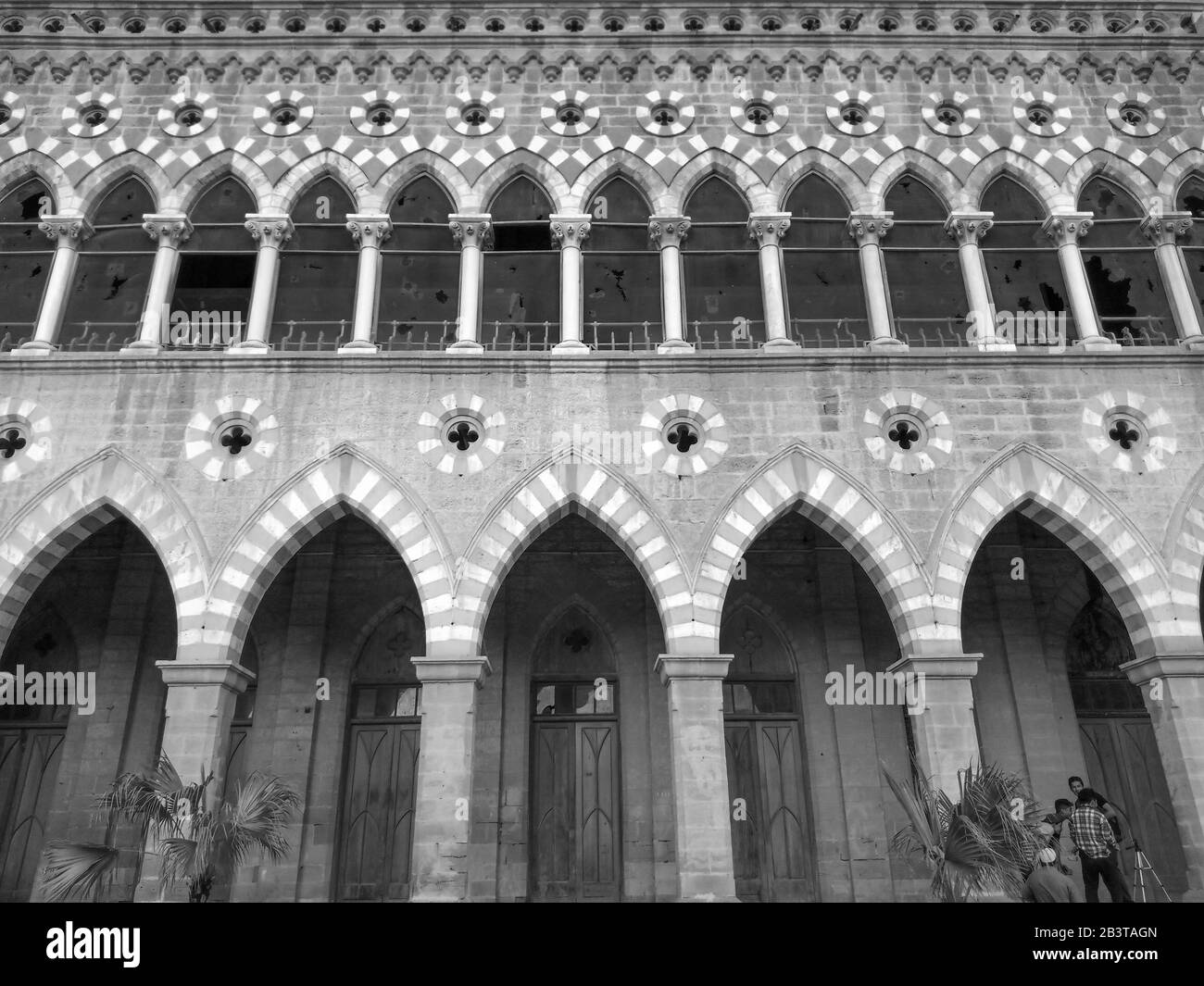Very old buildings in Karachi and very historical place Stock Photo Alamy