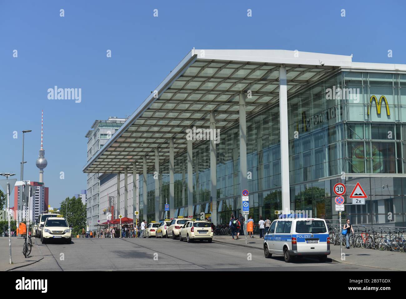 Ostbahnhof, Friedrichhain, Berlin, Deutschland Stock Photo