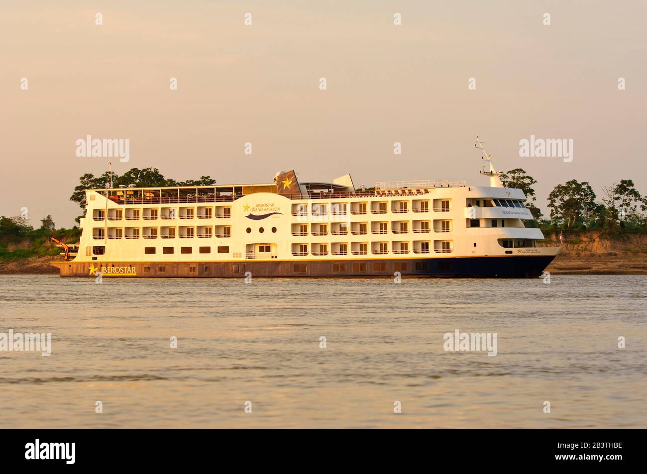 Page 4 - Luxus Schiff High Resolution Stock Photography and Images - Alamy