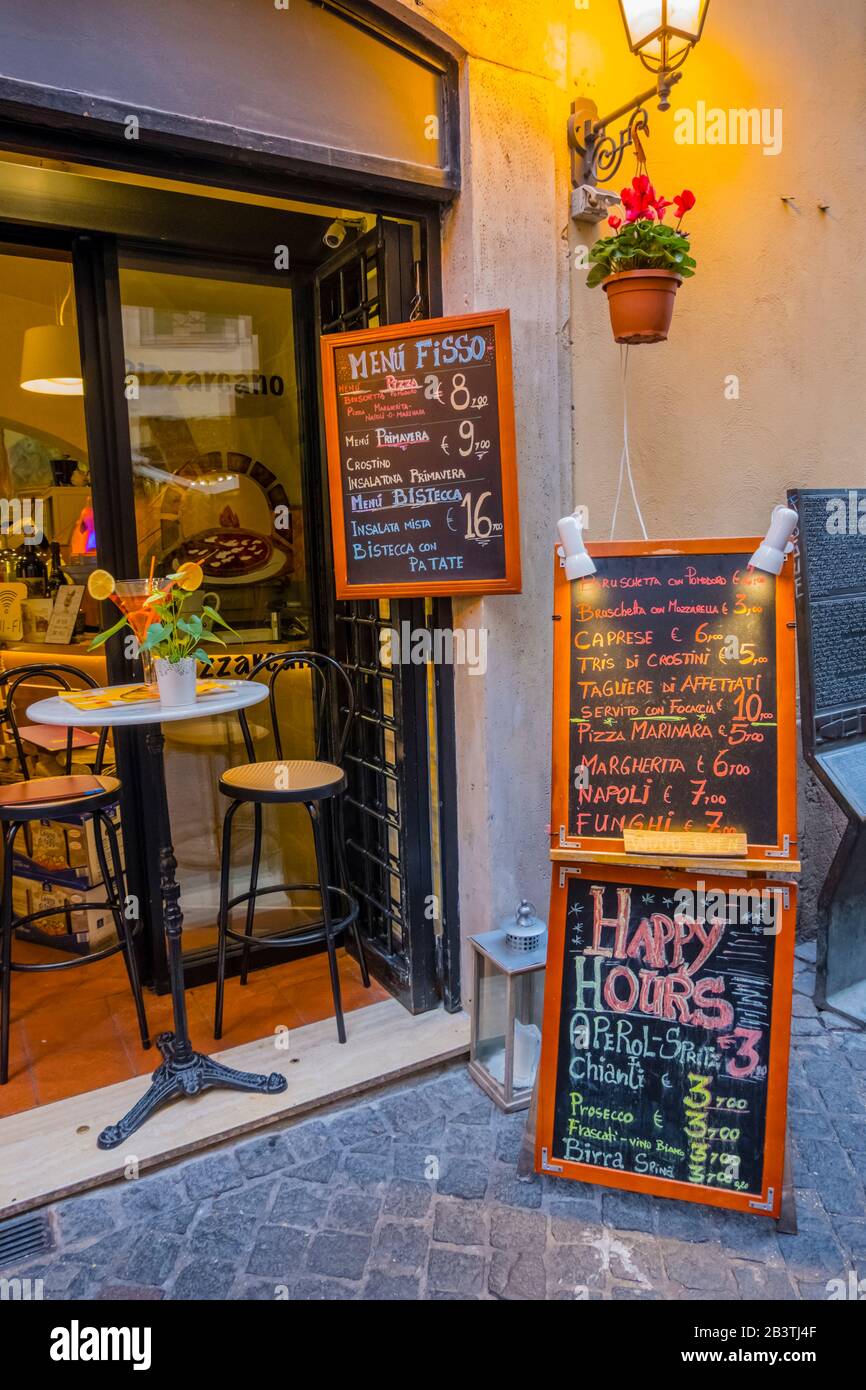 Restaurant, Via dei Pastini, centro storico, Rome, Italy Stock Photo