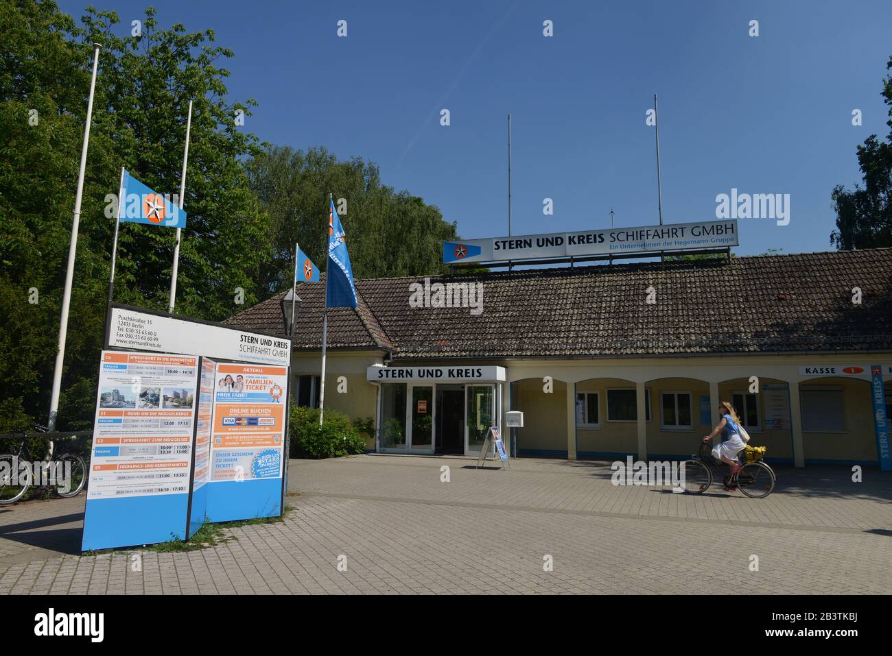 Stern und Kreis Schiffahrt, Am Treptower Park, Treptow, Berlin, Deutschland Stock Photo