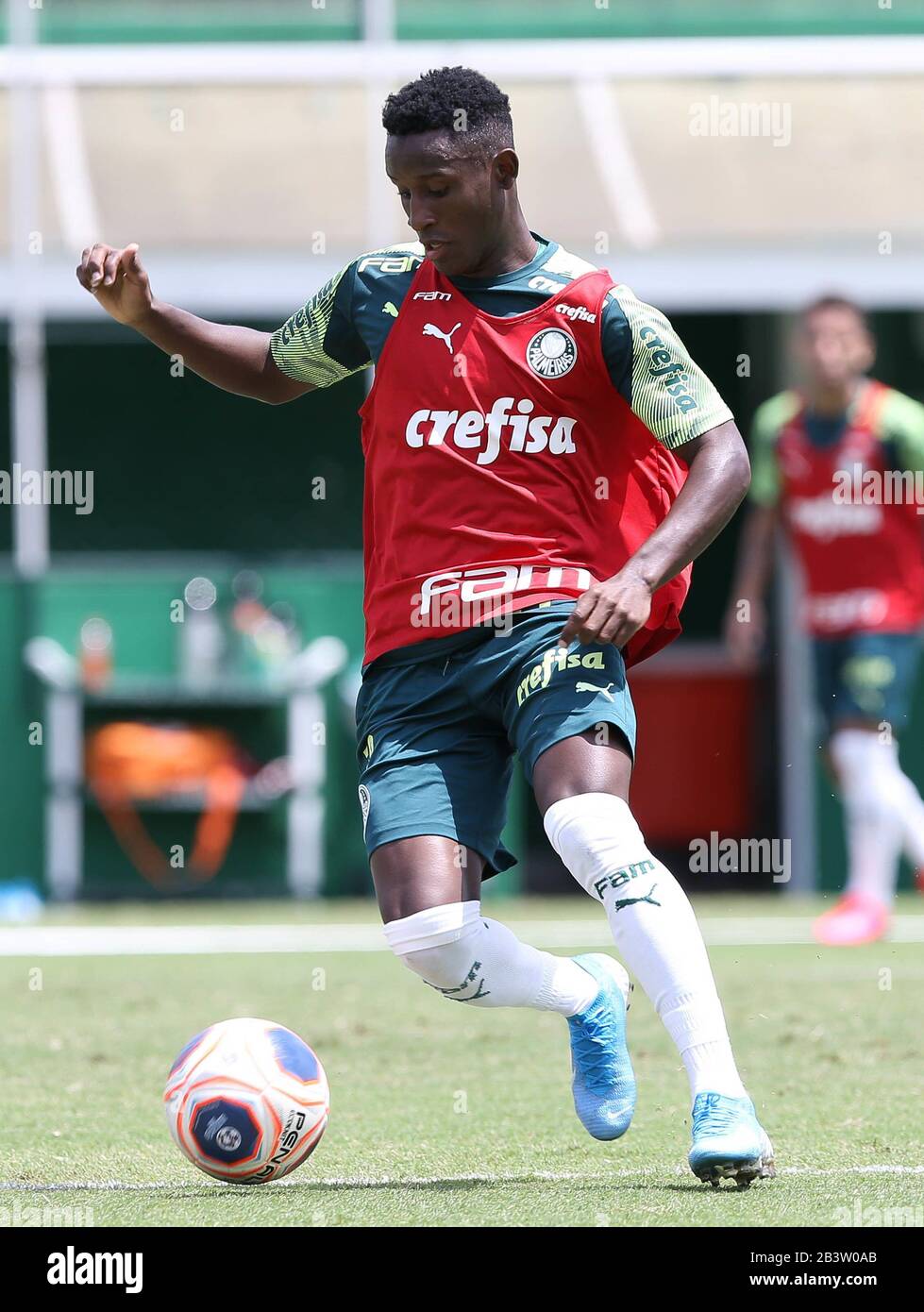 SÃO PAULO, SP - 05.03.2020: TREINO DO PALMEIRAS - The player Angulo ...