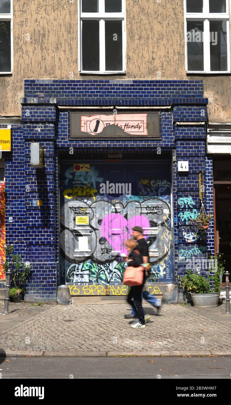 Graffiti, Forster Strasse, Kreuzberg, Berlin, Deutschland Stock Photo