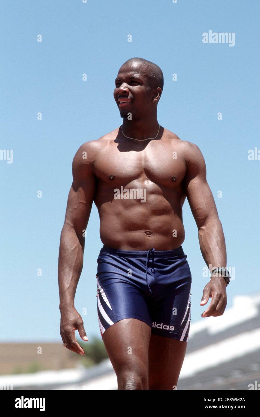 austin-texas-100m-olympic-gold-medalist-donovan-bailey-of-canada-training-in-austin-bob-daemmrich-2B3WM2A.jpg