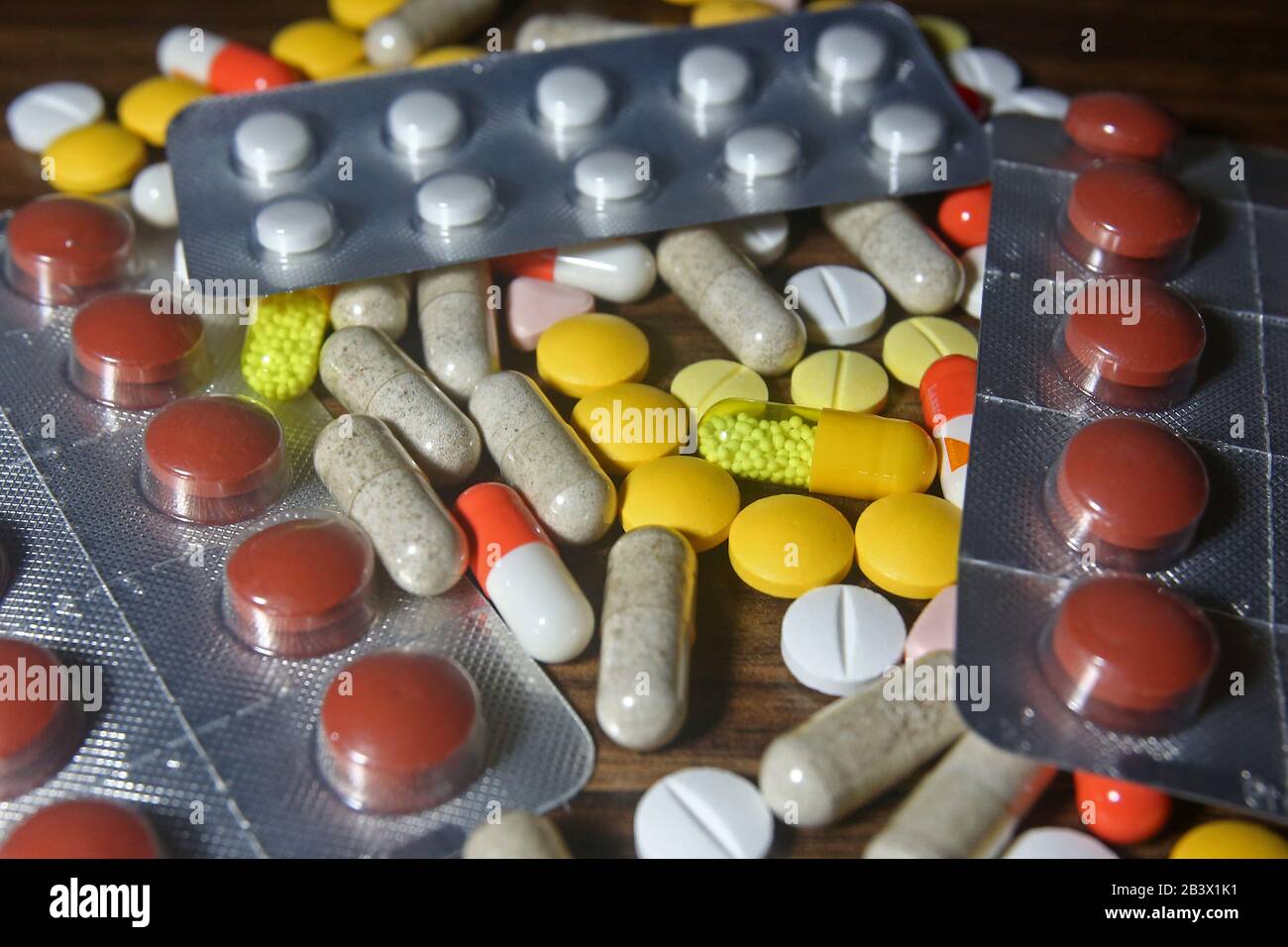Capsul High Resolution Stock Photography And Images Alamy Capsul High Resolution Stock Photography And Images Alamy