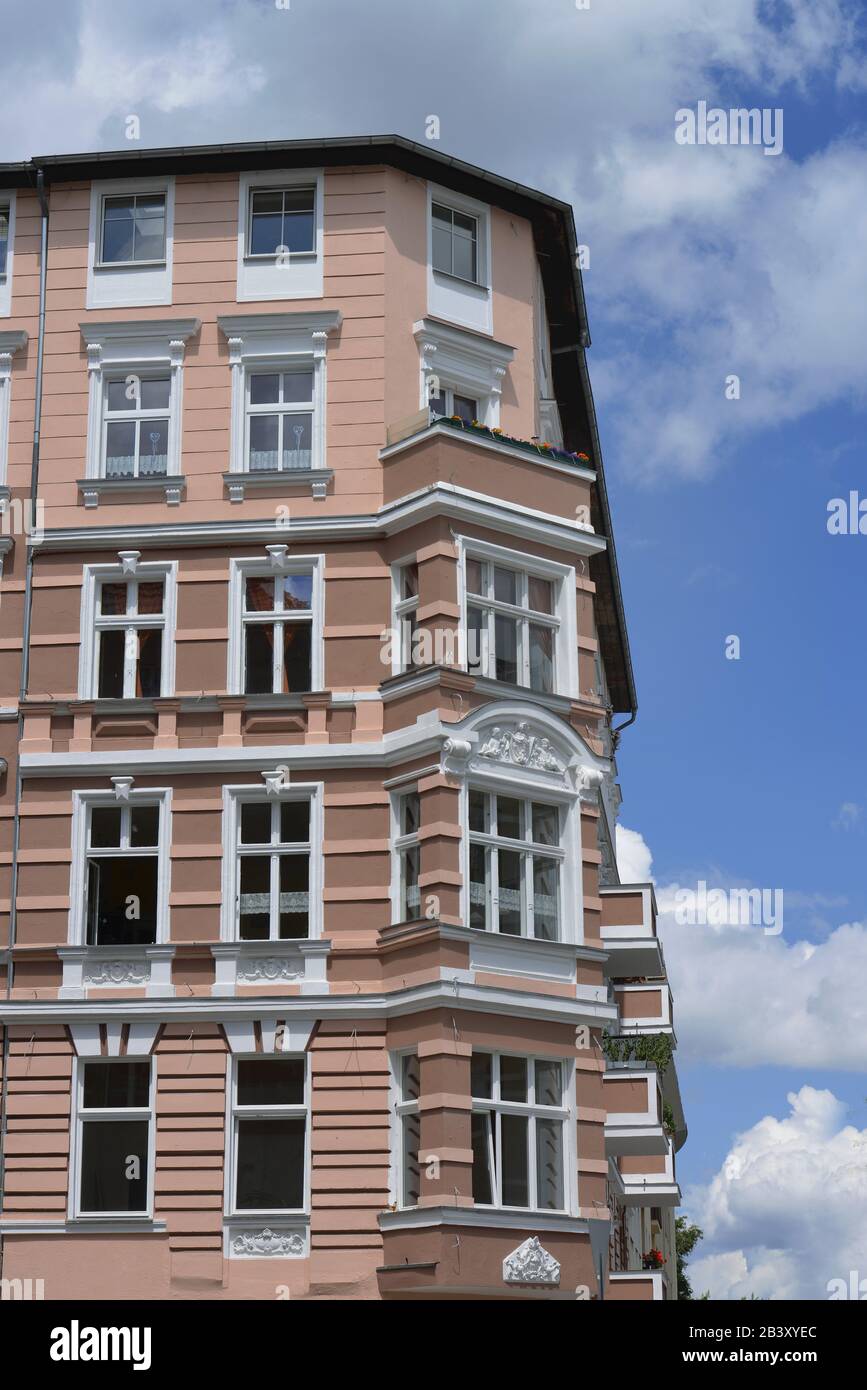 Altbauten, Wintersteinstrasse, Charlottenburg, Berlin, Deustchland Stock Photo