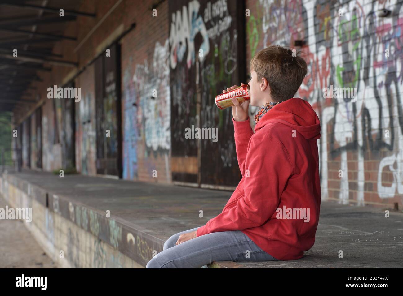 Jugendlicher, Bier, Trinken Stock Photo