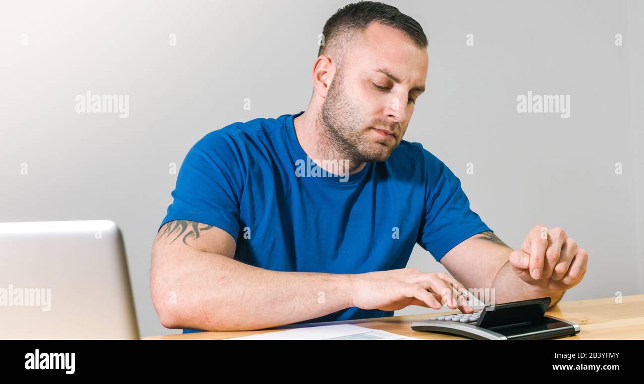 1040 tax form laptop hi-res stock photography and images - Alamy