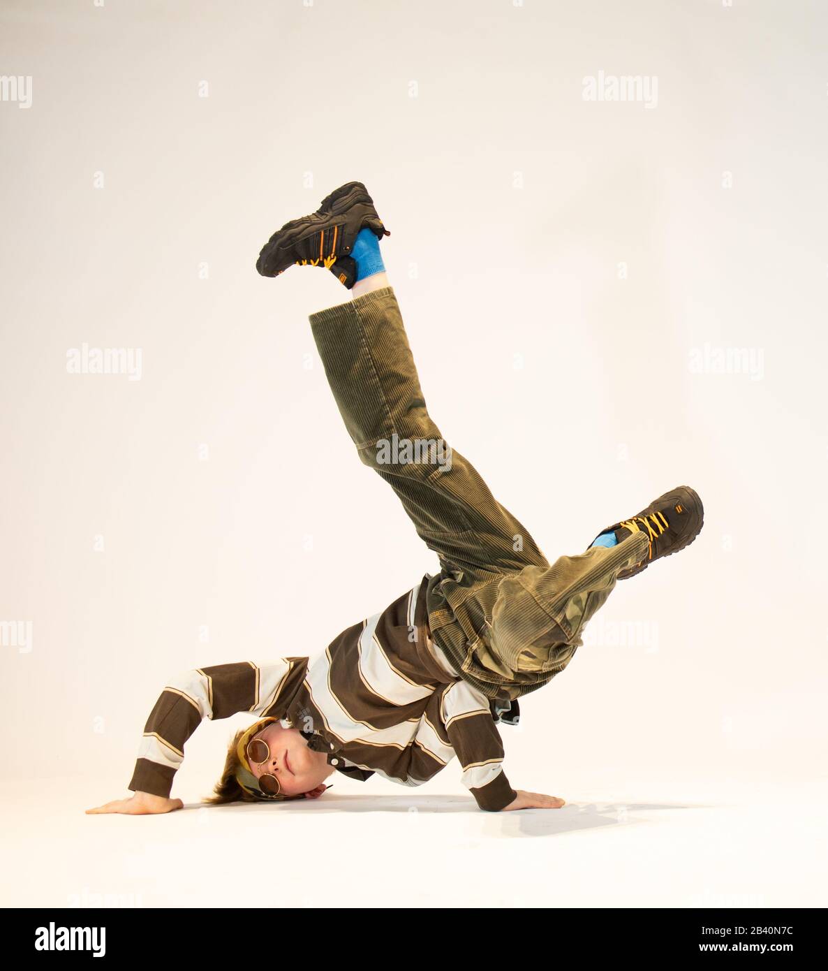 Break Dance Freeze Vector Images (86)