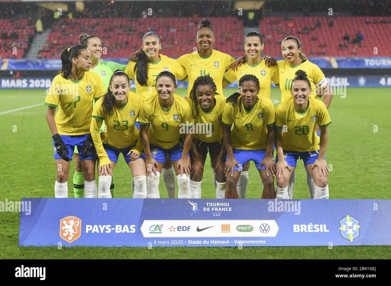 Gremio U16 teenagers beat Brazil Women's national team and 6x World's Best  Player Marta 6-0 - Football