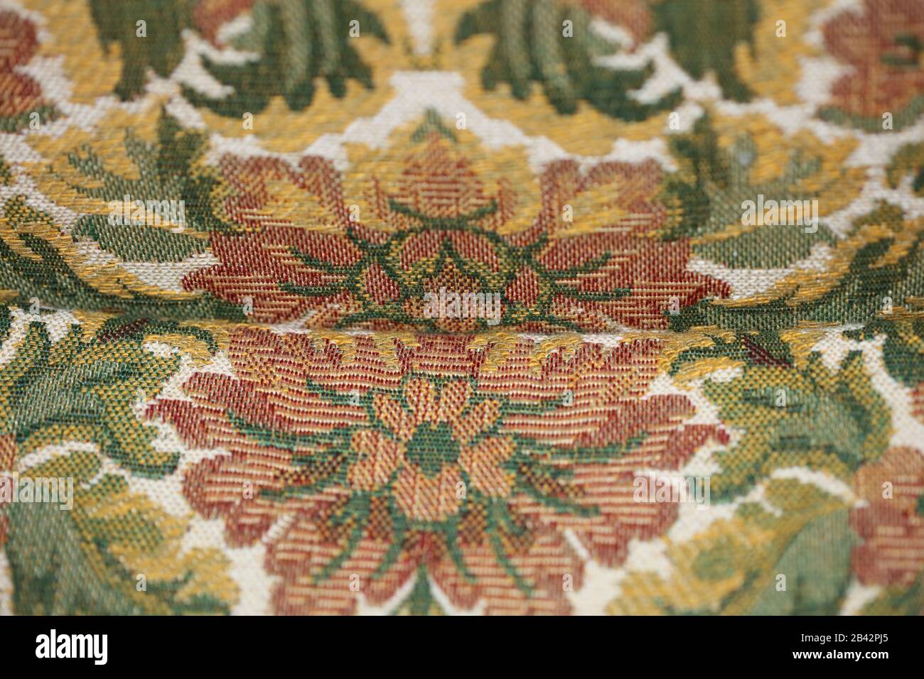 Page 7 Flower Embroidery High Resolution Stock Photography And Images Alamy