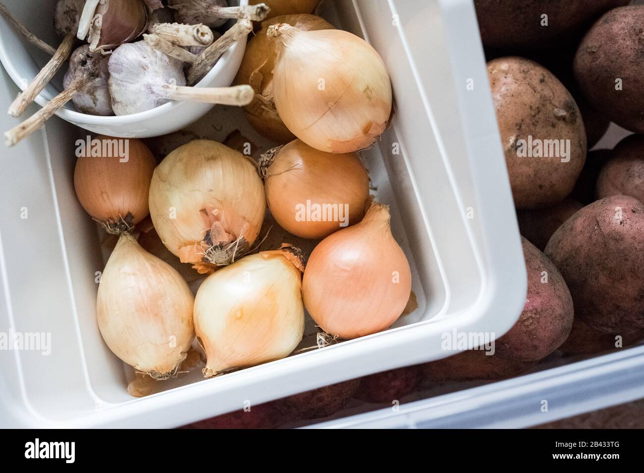 Onion storage hires stock photography and images Alamy