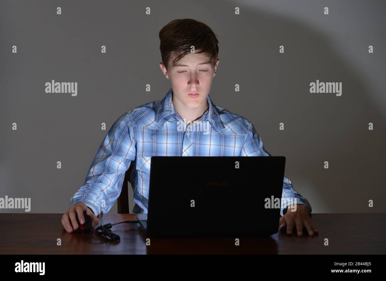 Jugendlicher, Computer, Arbeit Stock Photo