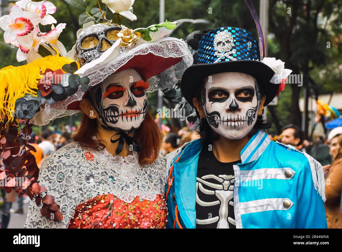 Mexico City, Mexico, ; October 26 2019: Disguised couple at the Parade of catrinas at the Day of the Dead celebrations in Mexico City Stock Photo