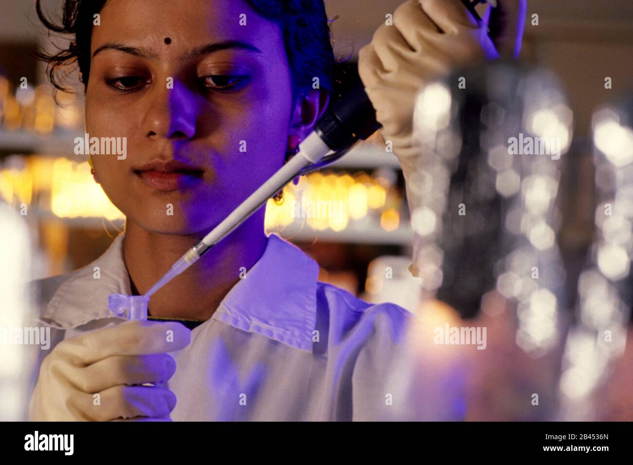 Material research hi-res stock photography and images - Alamy