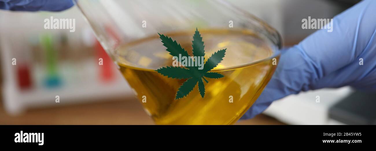 Marijuana drug test hires stock photography and images Alamy