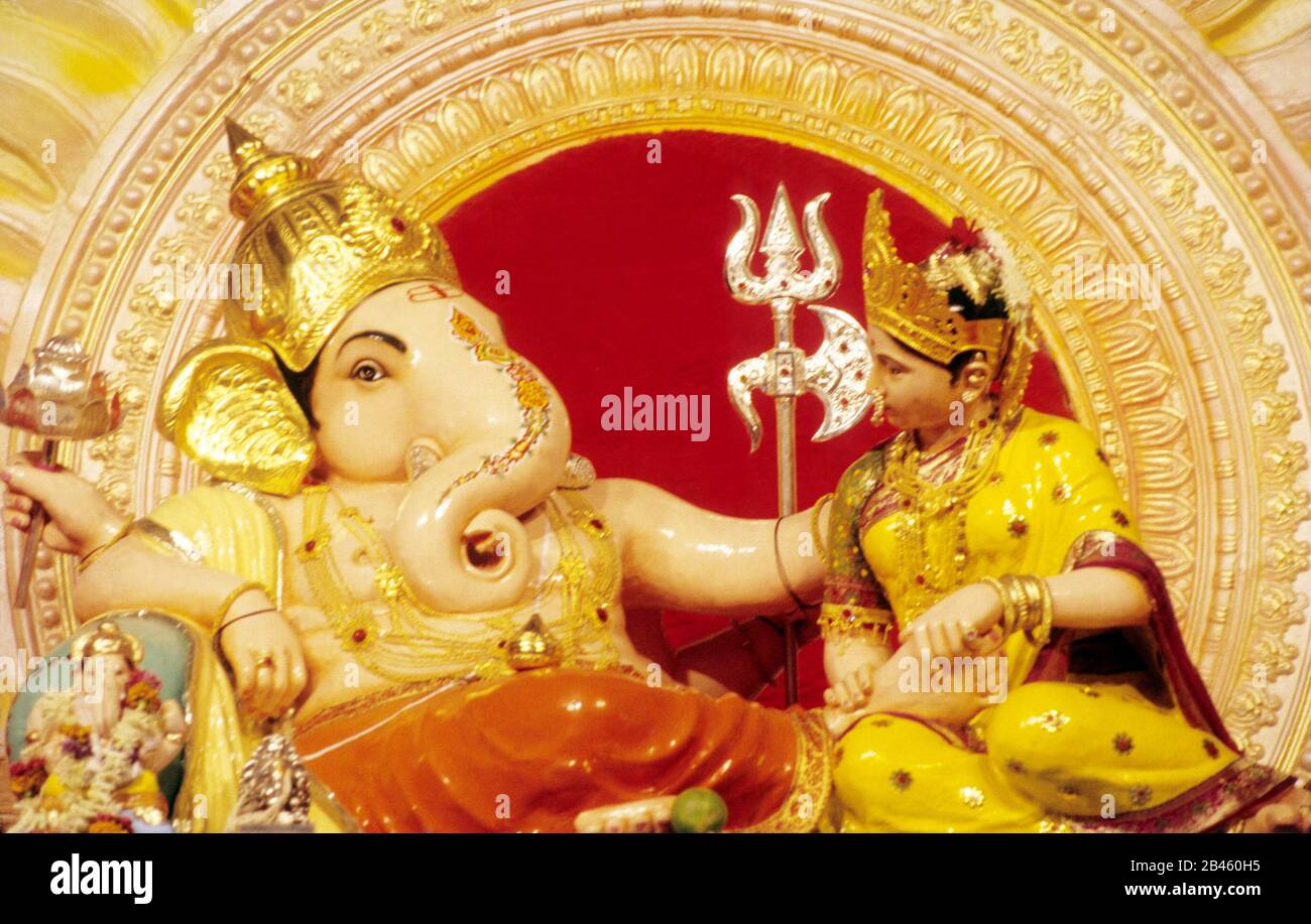 Lord Ganesh, Ganesha, Ganpati, Ganapati, festival, sitting idol, Bombay, Mumbai, Maharashtra, India, Asia Stock Photo