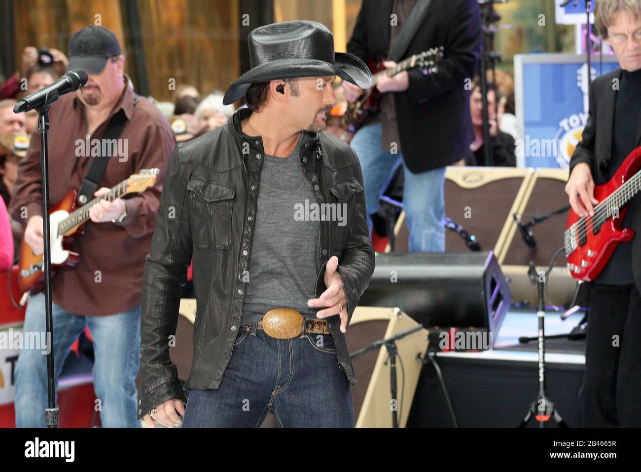 New York, NY, USA. 23 October, 2009. Tim McGraw, performs at the NBC's "Today" at Rockefeller