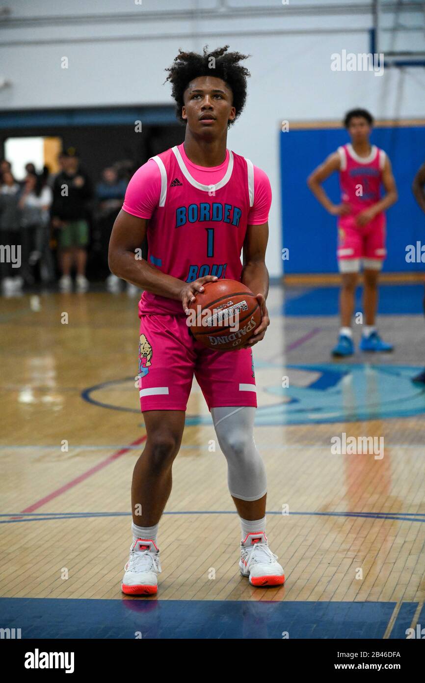 Pacific Palisades California Usa 05th Mar San Ysidro Cougars Point Guard Mikey Williams 1 During A Cif State Division Iv Quarterfinal Playoff High School Basketball Game Against Palisades Charter High Thursday