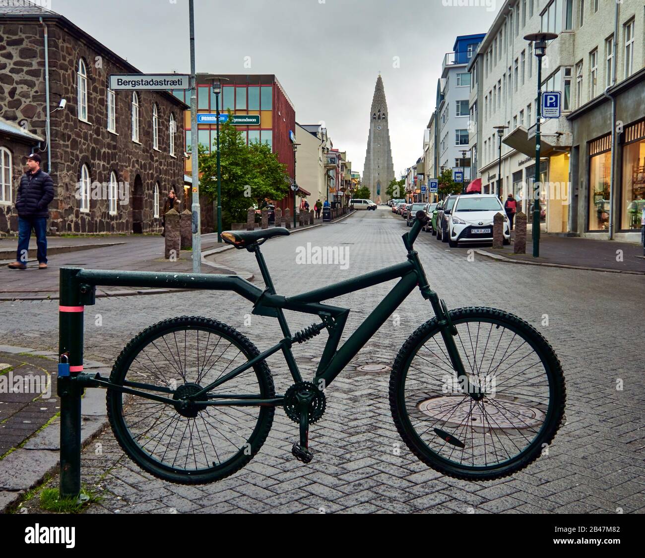Europe ,Iceland ,Reykjavik, Curious way to convert a pedestrian street in  the center of Reykjavik at certain times of day. old town, Skolavoroustigur  street and Hallgrimskirkja church , Downtown Stock Photo - Alamy