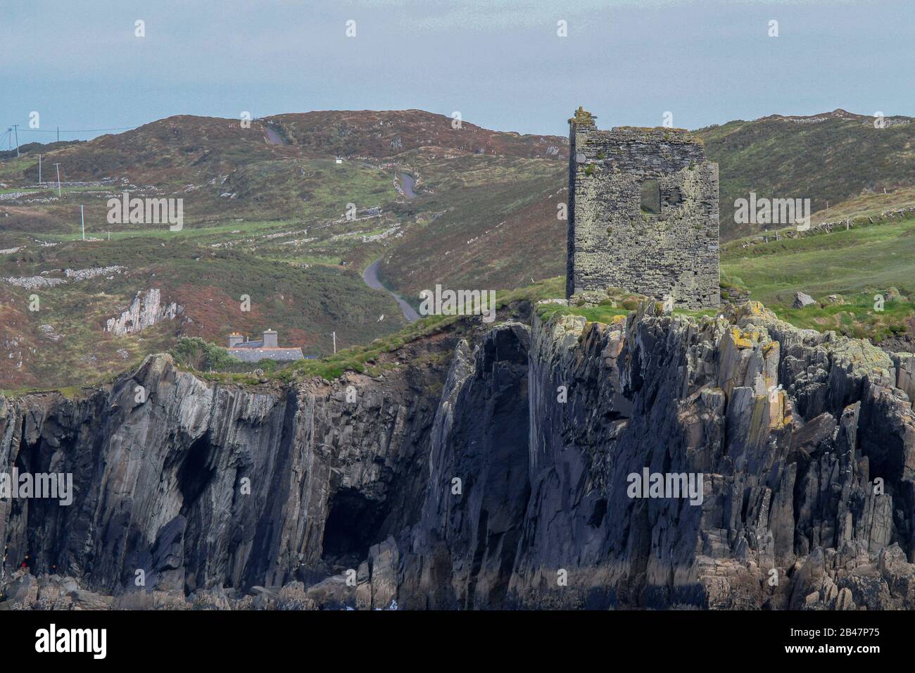 Promontory fort cape clear hires stock photography and images Alamy