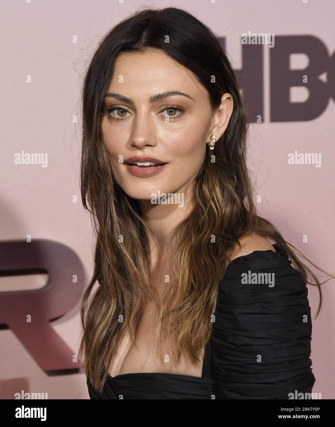 2,476 Phoebe Tonkin Photos & High Res Pictures - Getty Images