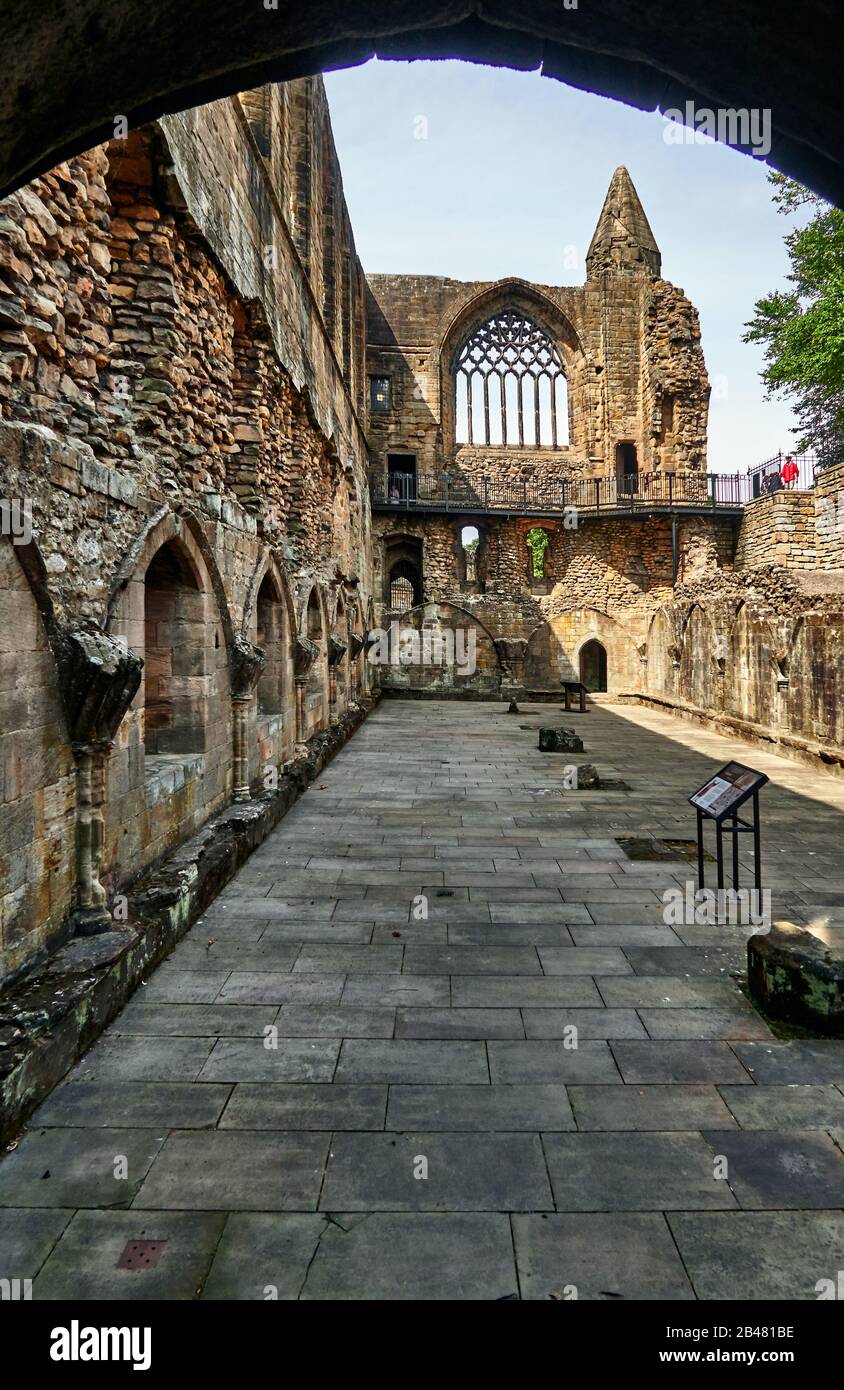 Dunfermline Monastery and Royal Palace ruins, one of great cultural and historic centers of Scotland, The Benedictine Monastery was once richest and most powerful in Scotland, The Royal Palace was built in the 16th C to house important guests Stock Photo