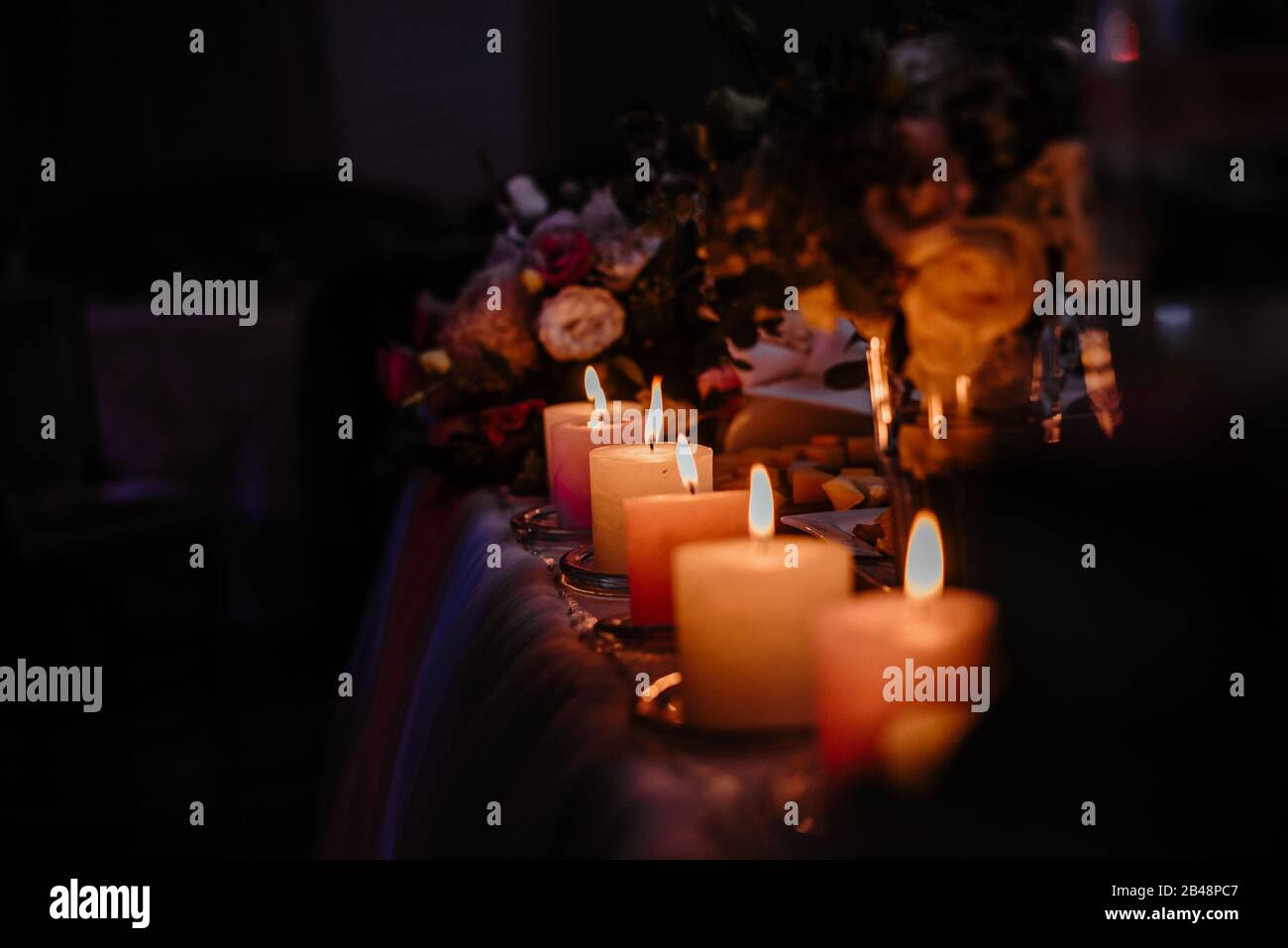 Romantic candles red rose hires stock photography and images Alamy