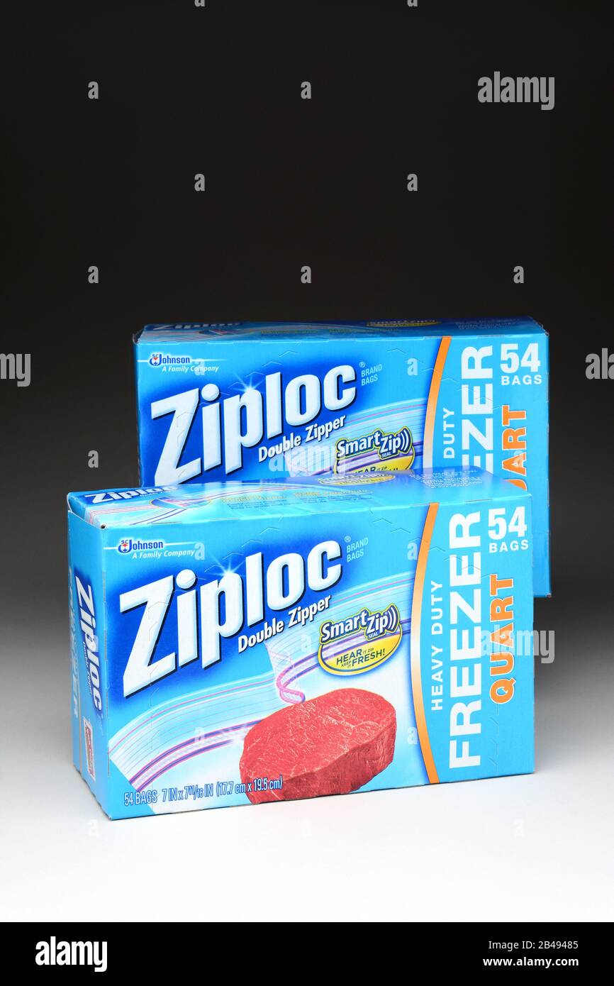 Ziploc Quart Freezer Bags - 54-Count (Pack of 2)