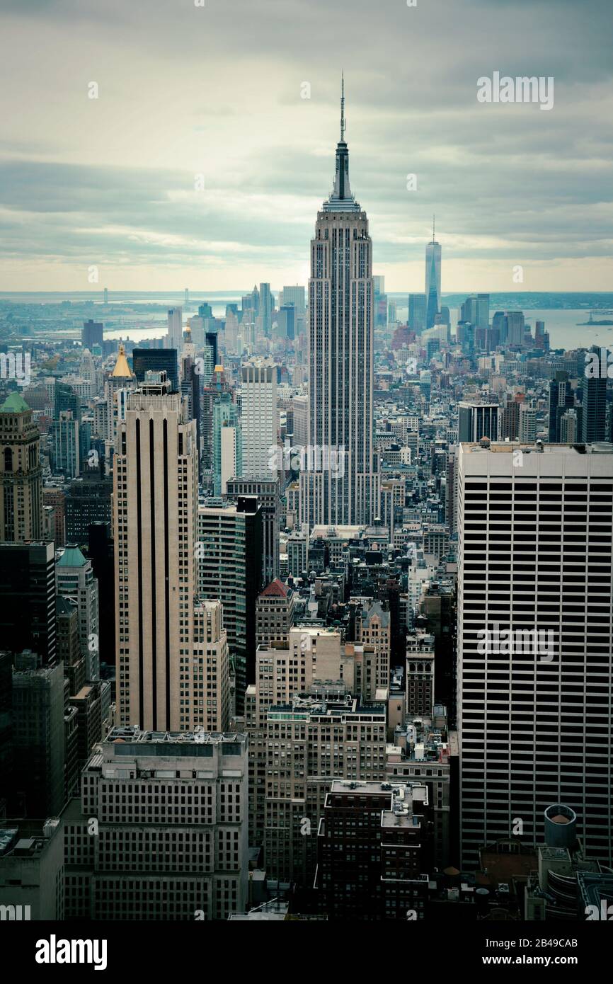 Manhattan skyline view hi-res stock photography and images - Alamy