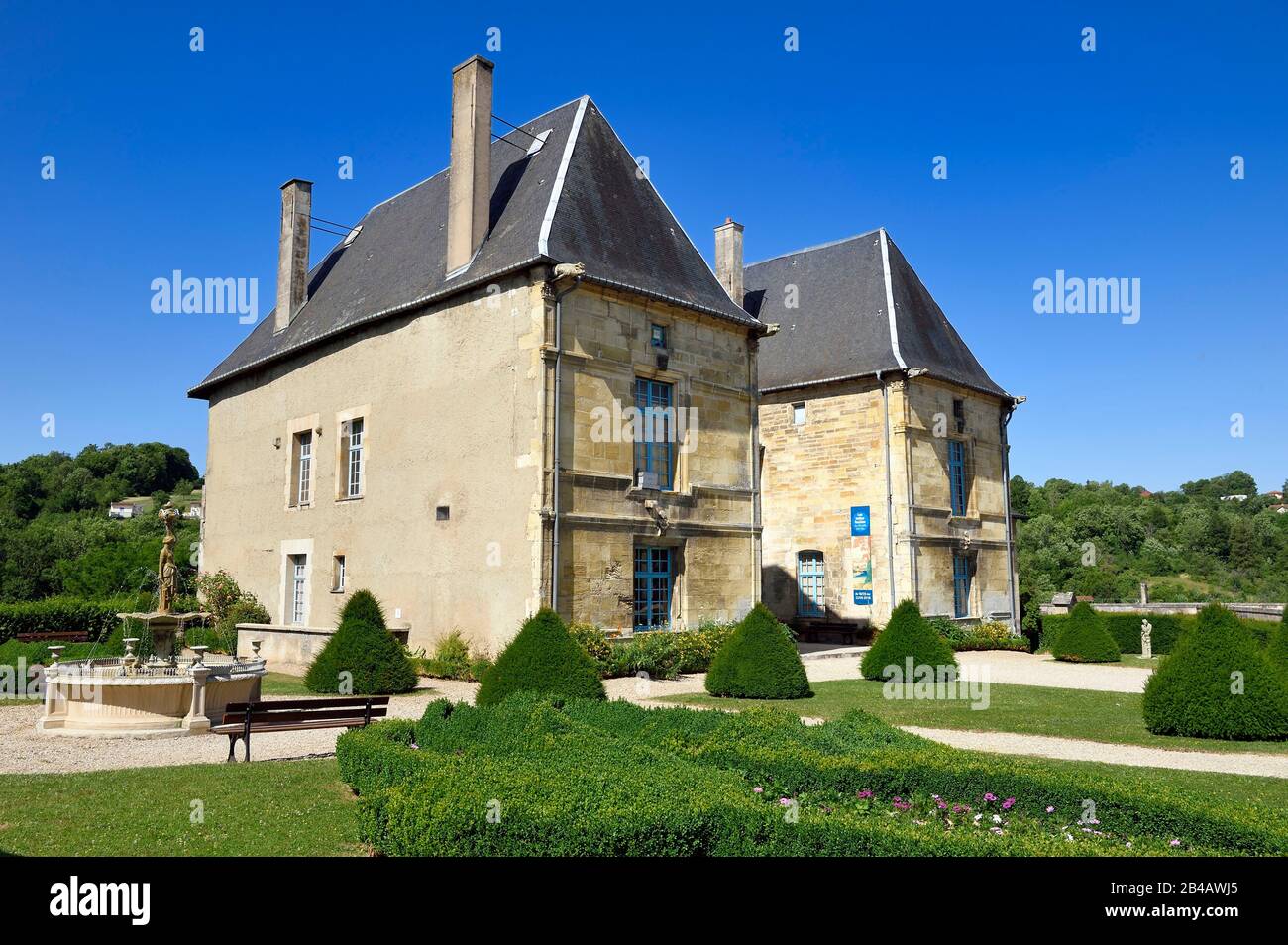 France, Meuse, Bar le Duc, Castle of the dukes of Bar sheltering the Museum barrois Stock Photo