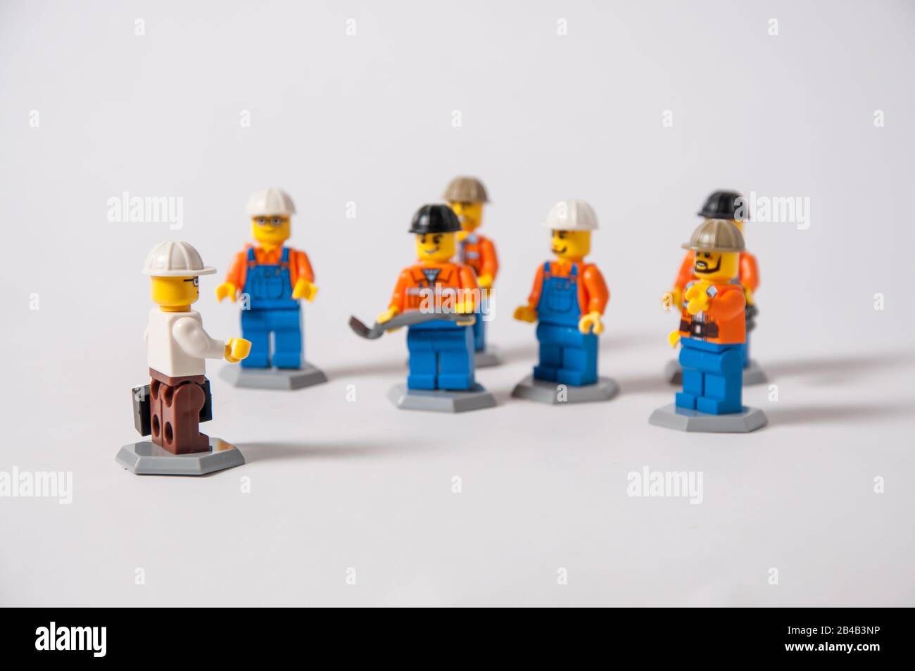 lego engineer figure