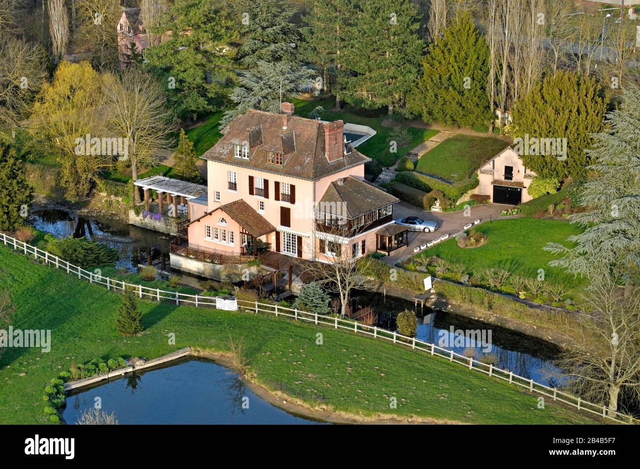 Chartres aerial view hires stock photography and images Alamy