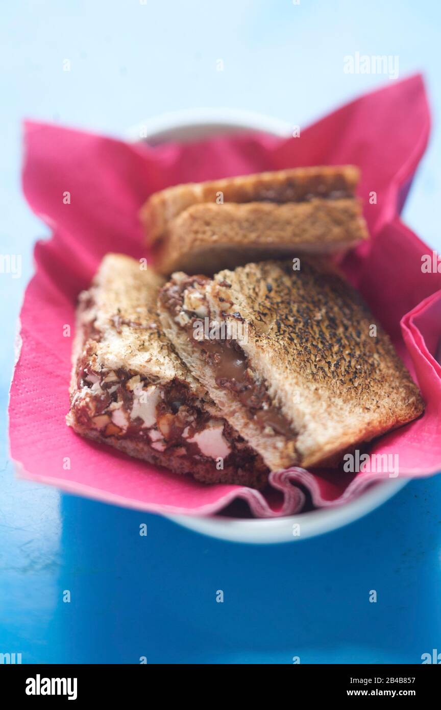 Sandwich, nutella, hazelnut, meringue Stock Photo - Alamy Sandwich, nutella, hazelnut, meringue Stock Photo - Alamy