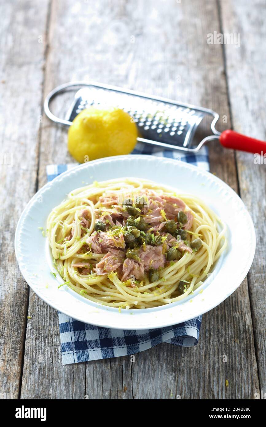 Lemon caper paste tuna Stock Photo Alamy