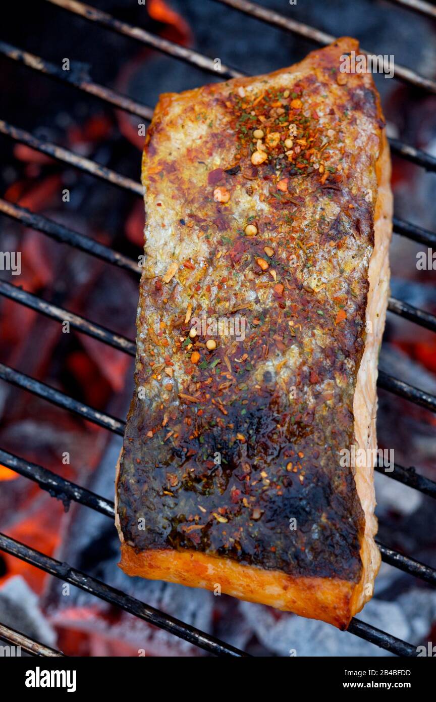 Spicy salmon steak with bay leaf Stock Photo Alamy