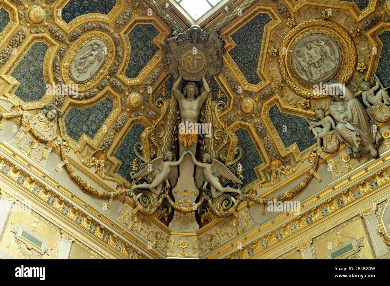 France, Paris, UNESCO World Heritage Site, Louvre museum, Salon Carre (Squared Room), built in 1661 by architect Louis Le Vau, Ceiling completed in 1851 and devoted to the arts Stock Photo