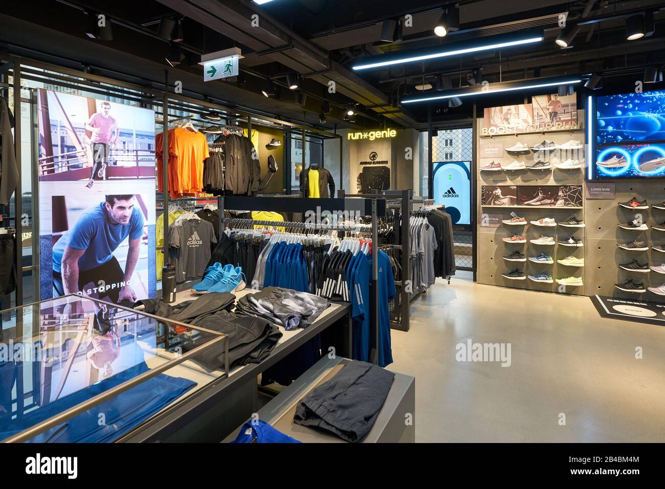 Adidas store display hi-res stock photography and images - Page 5 - Alamy