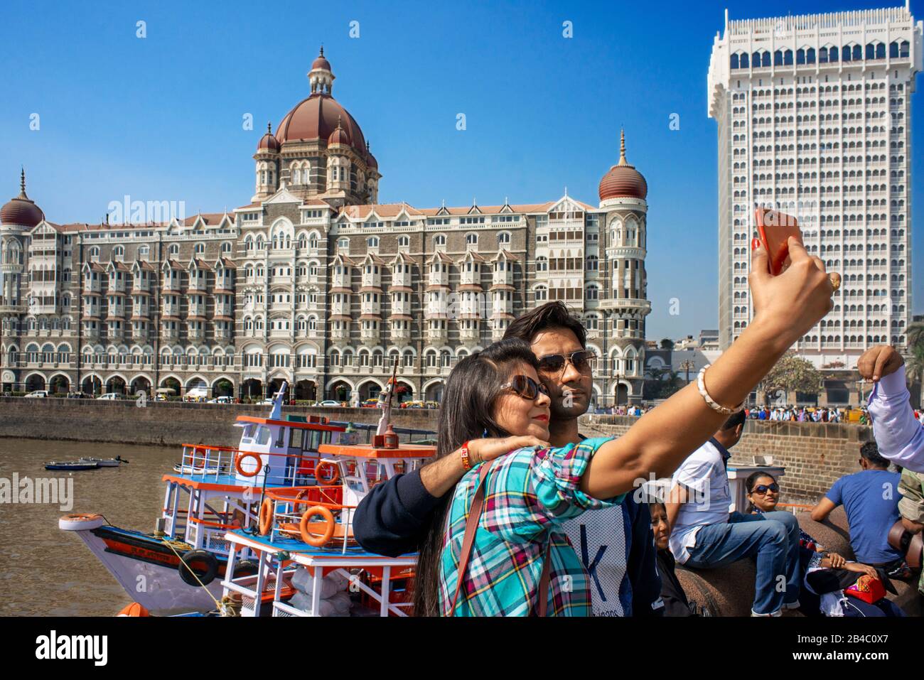 The Taj Mahal Intercontinental Hotel and the Gateway to India, Mumbai, previously called Bombay, Maharashtra State, India Stock Photo